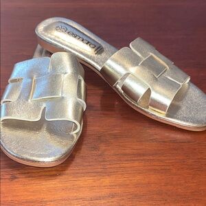 Ladies Gold Women's Slide leather Sandals
Size 8